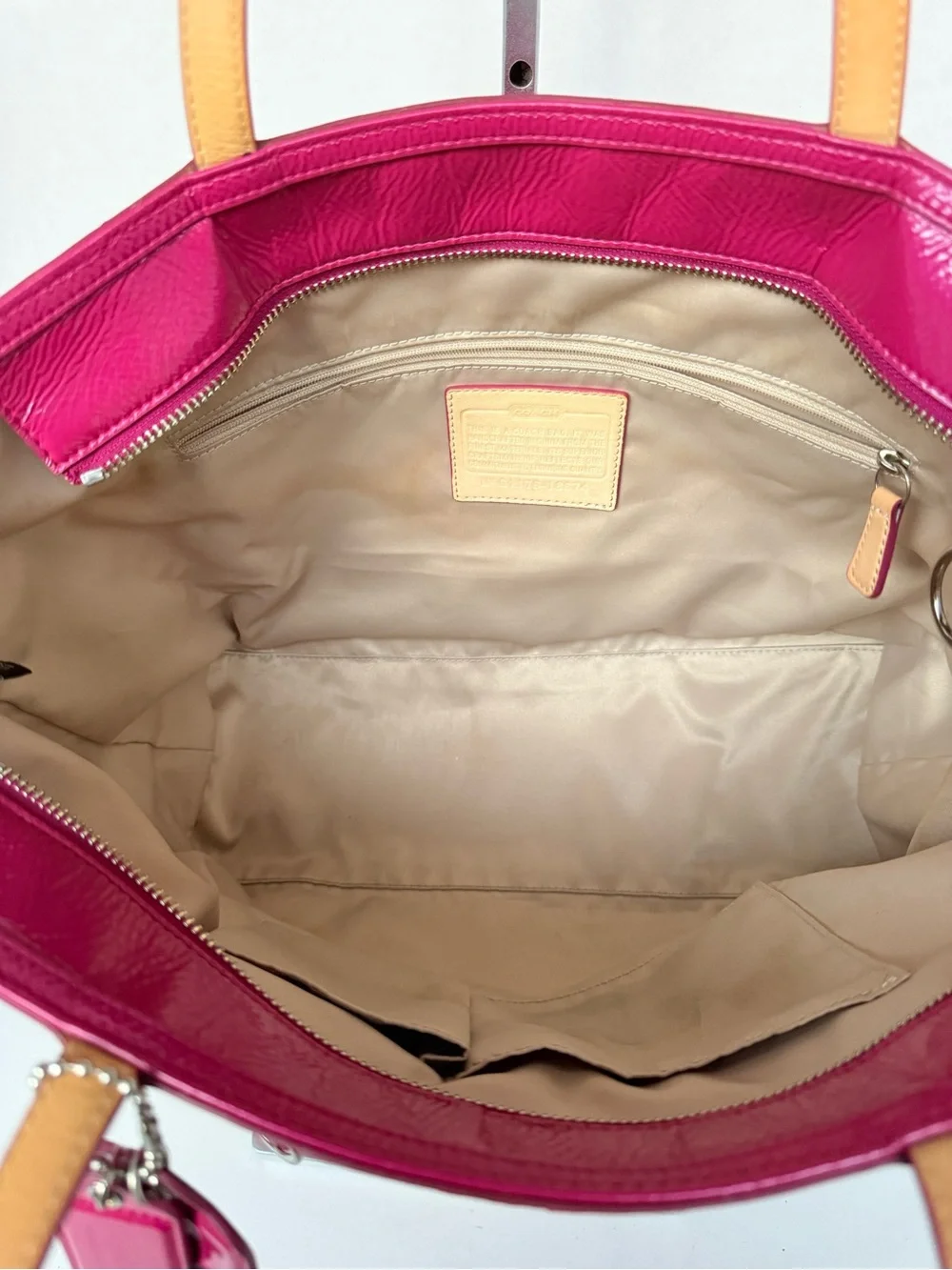 COACH Poppy Daisy Quilted Bottom Liquid Gloss Patent Leather Shoulder Bag Tote